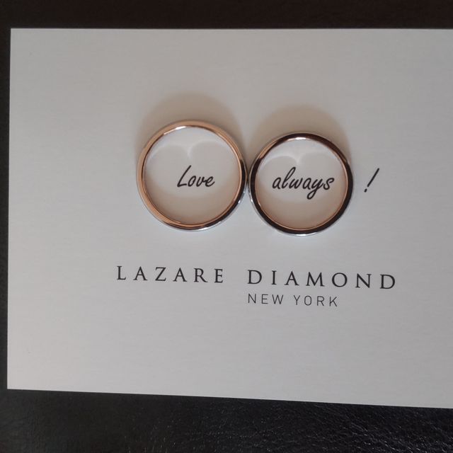 【ラザール ダイヤモンド(LAZARE DIAMOND)の口コミ】 シンプルなデザインを求めていた中で、太すぎず細すぎず、強度も問題なく…