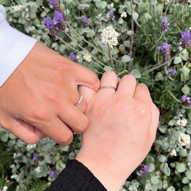 【Something Blue(サムシングブルー)の口コミ】 指が綺麗に見えるS字で探していて、たくさん種類あったけど、着け心地が1…