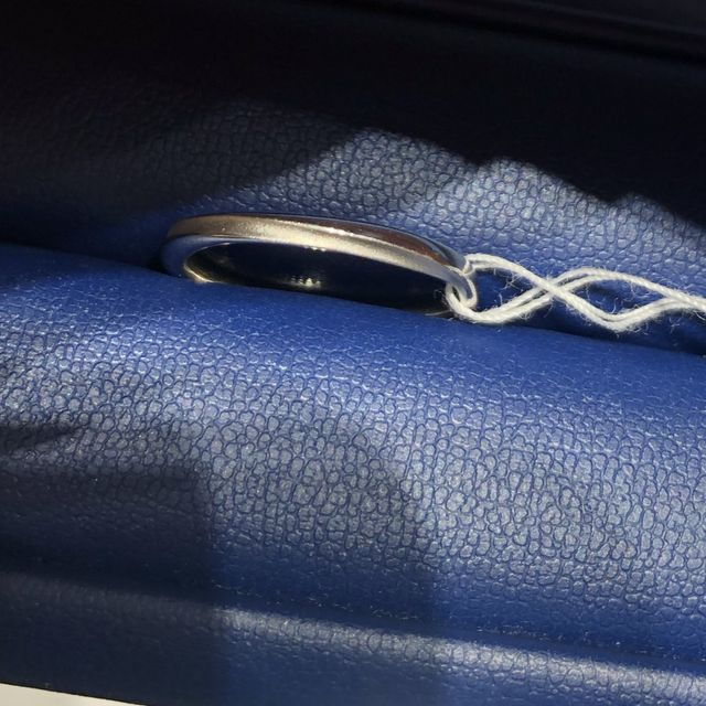 【銀座ダイヤモンドシライシの口コミ】 対応してくださった店員さんの接客が良い意味でラフで、私達二人が堅くな…