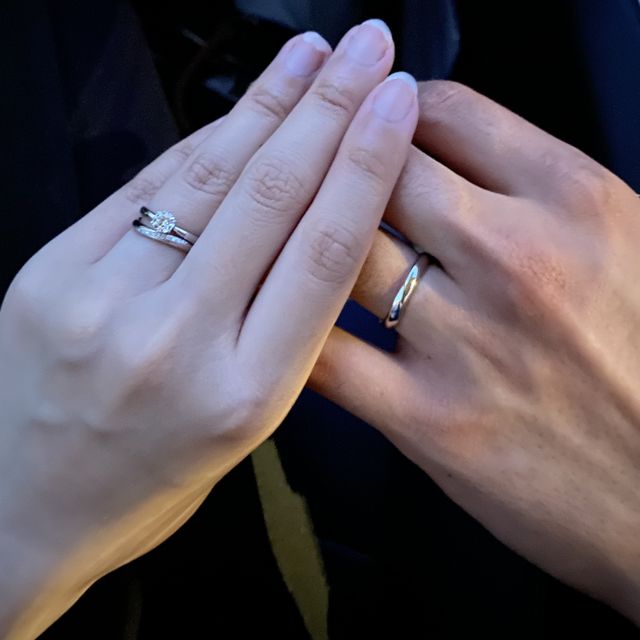 【4℃ BRIDAL(ヨンドシーブライダル)の口コミ】 婚約指輪が4℃だったので同じブランドがよかったから
有名なブランドで、国…