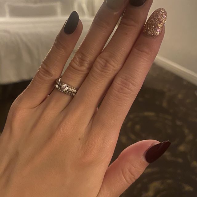 【ブシュロン(BOUCHERON)の口コミ】 結婚指輪がショーメで、それに合う婚約指輪を探していました。またthe婚約…