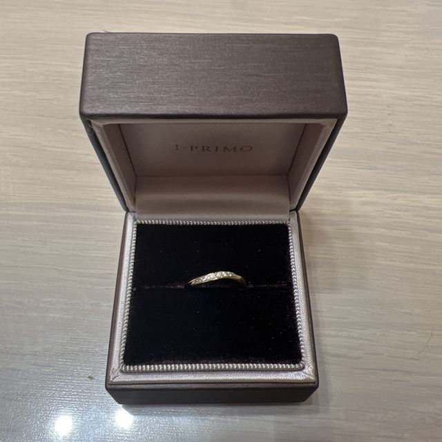 【アイプリモ(I-PRIMO)の口コミ】 色々なお店で指輪を見てきましたが、
ダイヤモンドの輝きが、他のお店より…