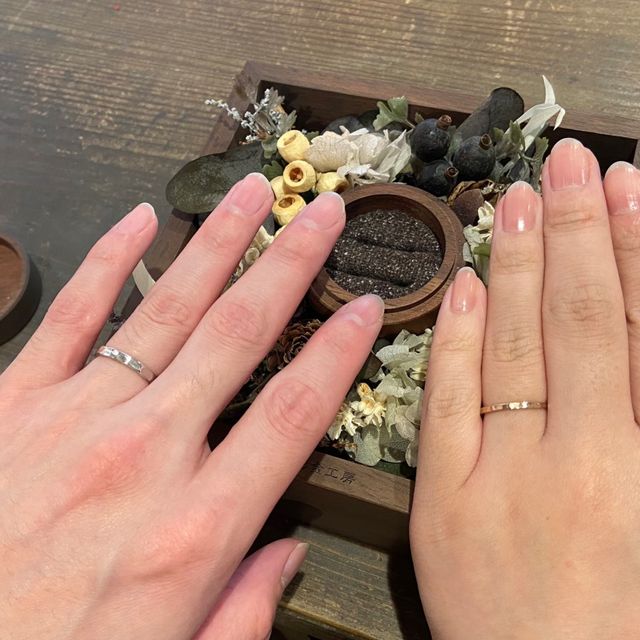 【鎌倉彫金工房の口コミ】 パートナーが自分達で作った指輪を付ける事に憧れていたため指輪を作れる…