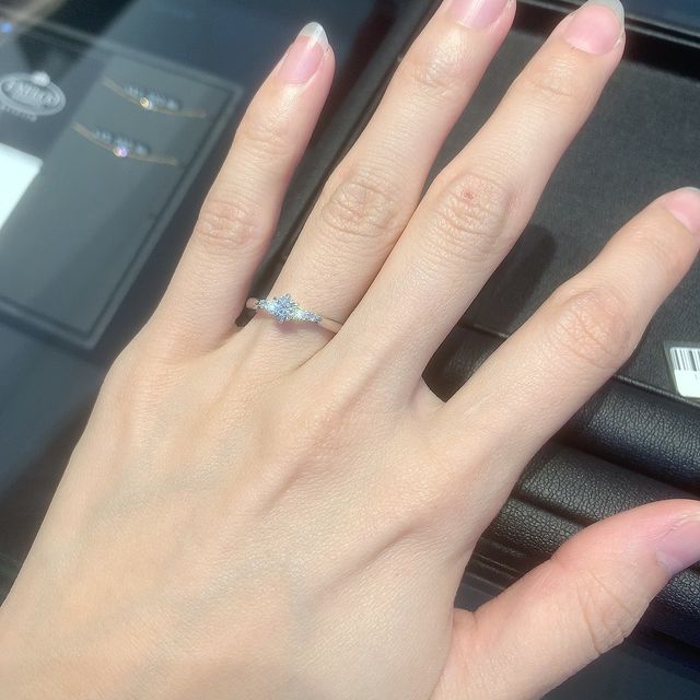 【エクセルコダイヤモンド(EXELCO DIAMOND)の口コミ】 色々なデザインがあり、自分好みのものを見つけることができました。また…