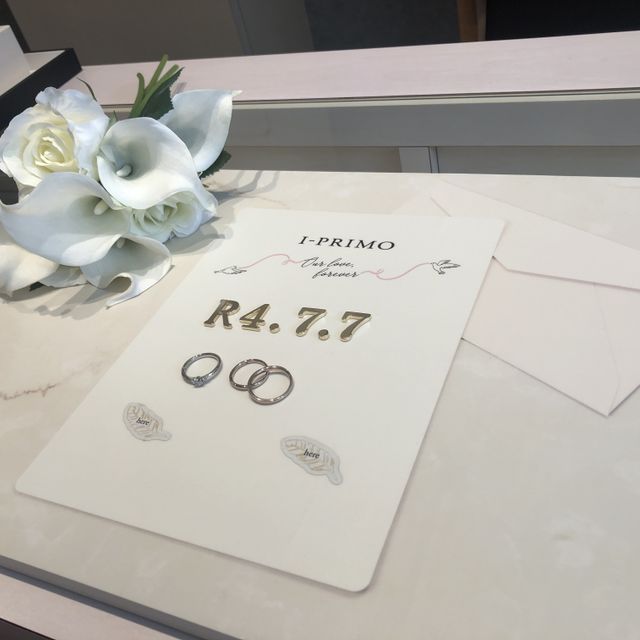 【アイプリモ(I-PRIMO)の口コミ】 オシャレで目立ちすぎないところに惹かれました。
また、色や接客の良さに…