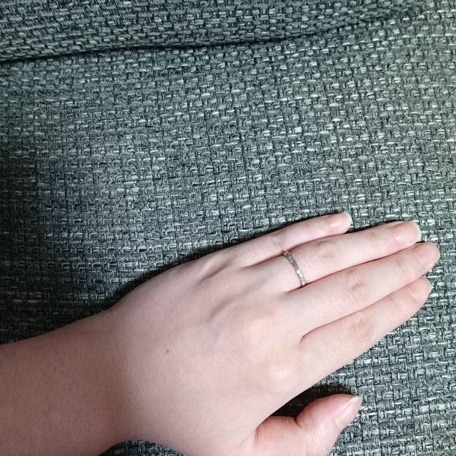 【nocur(ノクル)の口コミ】 細身でかつシンプルなデザインを探していたところノクルの指輪を見つけま…