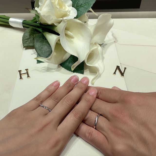 【アイプリモ(I-PRIMO)の口コミ】 ペア感もあり、お互いが気に入ったデザインでした。
華やかすぎないダイヤ…