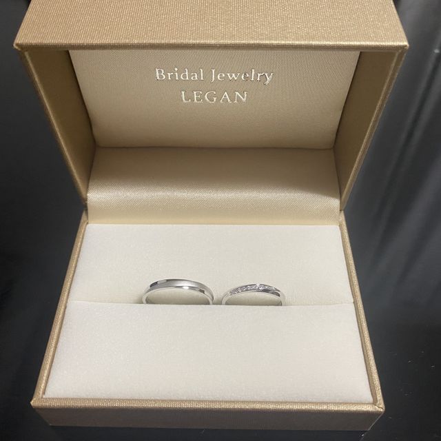 【LEGAN(レガン)の口コミ】 好きな形、ピンクダイヤモンドの位置も自分好みにでき、結婚記念日と絡め…