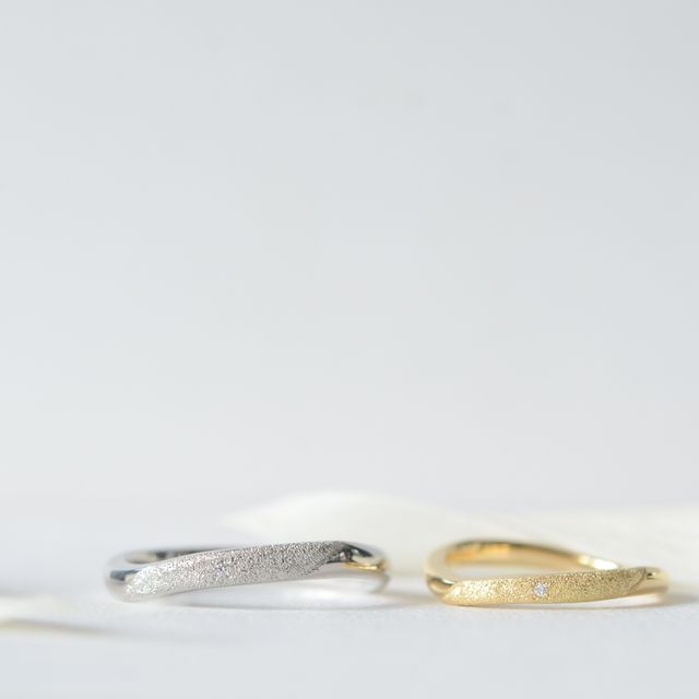 【CRAFY(クラフィ)の口コミ】 結婚指輪は2人で手作りしたいと決めていました。スタッフさんも手伝って下…