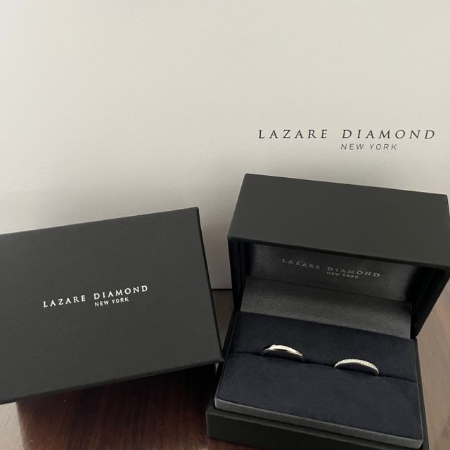 【ラザール ダイヤモンド(LAZARE DIAMOND)の口コミ】 価格とデザインがとても気に入りました。価格については予算内に収めるこ…