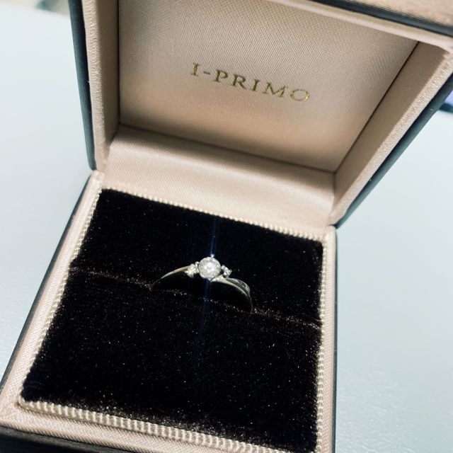 【アイプリモ(I-PRIMO)の口コミ】 品数とデザイン豊富でアイプリモさんに決めました。私は指が太いのと短め…