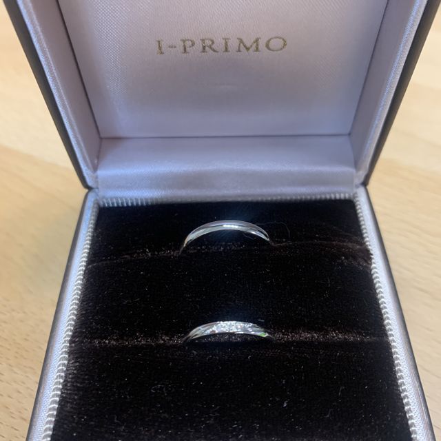 【アイプリモ(I-PRIMO)の口コミ】 長く使うものなので日常使いしやすい控えめなデザインと、婚約指輪との重…