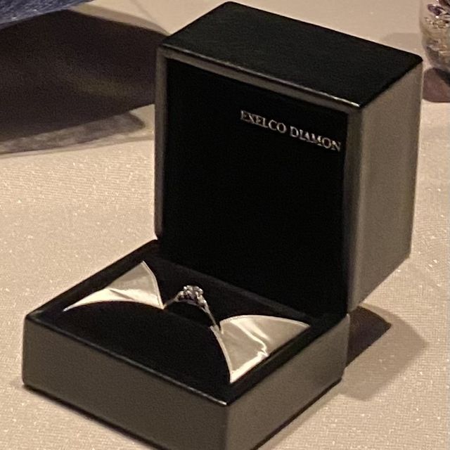 【エクセルコダイヤモンド(EXELCO DIAMOND)の口コミ】 数店舗回ったが、デザインの豊富さと価格帯が良かった
デザインの選択肢が…