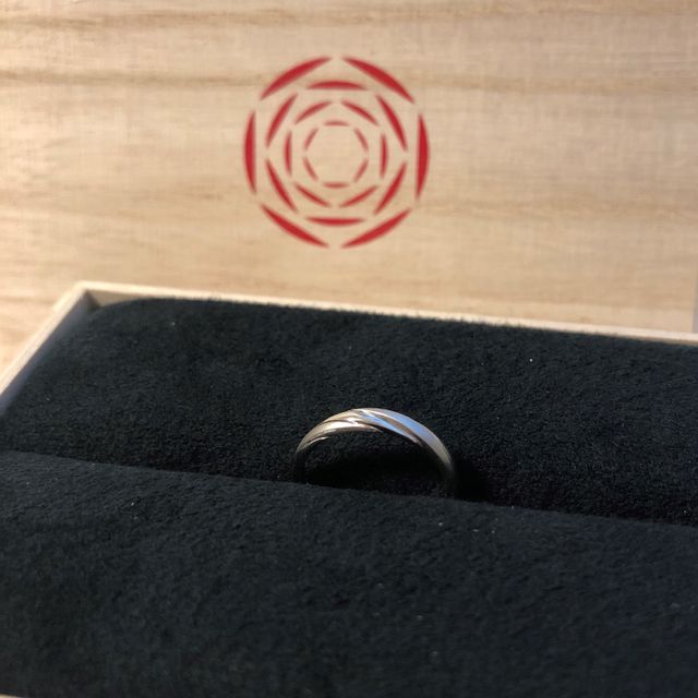 【出雲結(いずもゆい)の口コミ】 指輪が浮くことなく自然でさりげないデザイン性、着け心地、価格など総合…