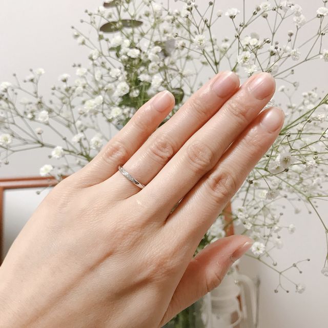 【俄(にわか)の口コミ】 婚約指輪も俄さんで購入し大変気に入ったため、結婚指輪もぜひ同じところ…