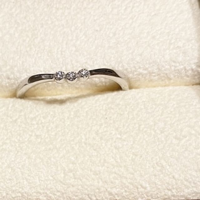 【ひなの口コミ】 人と被らないようなデザインがよかったので
ブランドの知名度よりも
自分…