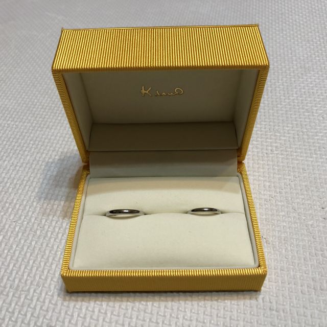 【ケイウノ ブライダル(K.UNO BRIDAL)の口コミ】 材質はプラチナで探していました。最初はダイヤが付いてるもので探してい…