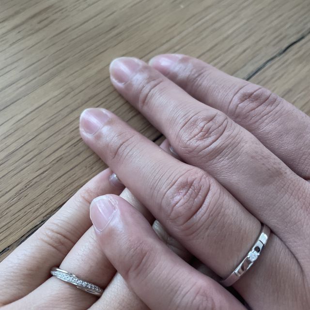 【エクセルコダイヤモンド(EXELCO DIAMOND)の口コミ】 男性の方にもダイヤがついているものを探していて、こちらのブランドの指…