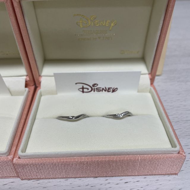 【ケイウノ ブライダル(K.UNO BRIDAL)の口コミ】 好きなデザインで、自分達の指に馴染む形のものを作ってもらうことができ…