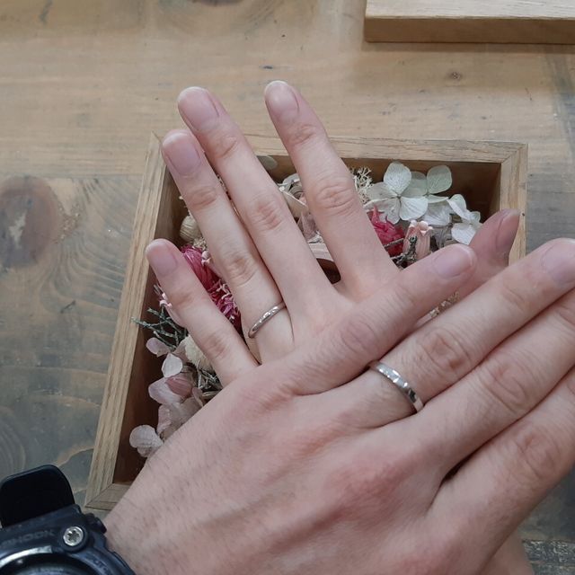 【鎌倉彫金工房の口コミ】 デザインはシンプルにしました。クリア仕上げにしたのも、使っていくうち…