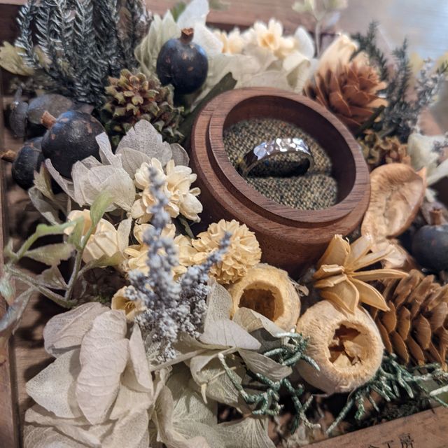 【鎌倉彫金工房の口コミ】 プラチナの4mmで手作りできるお店を探して見つけました。他のお店でオーダ…