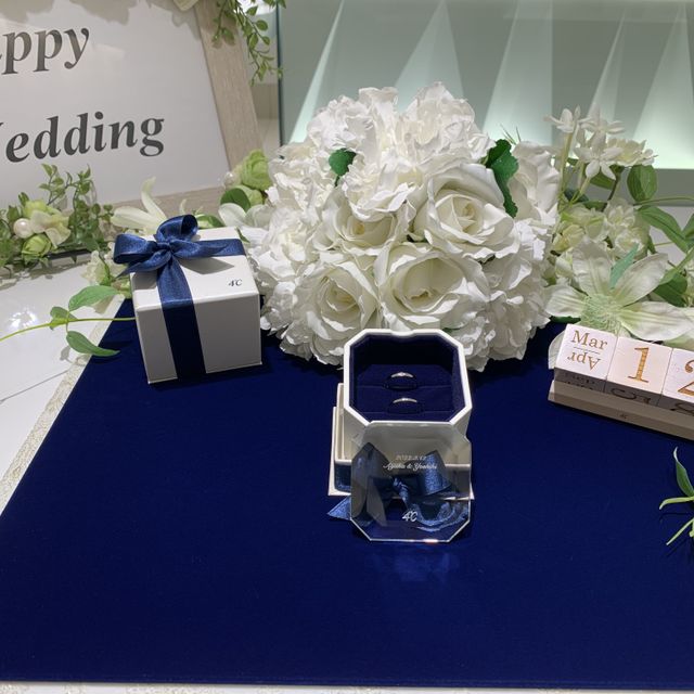 【4℃ BRIDAL(ヨンドシーブライダル)の口コミ】 指輪のデザインは永く付けるためシンプルなのを探しておりました。そこで…