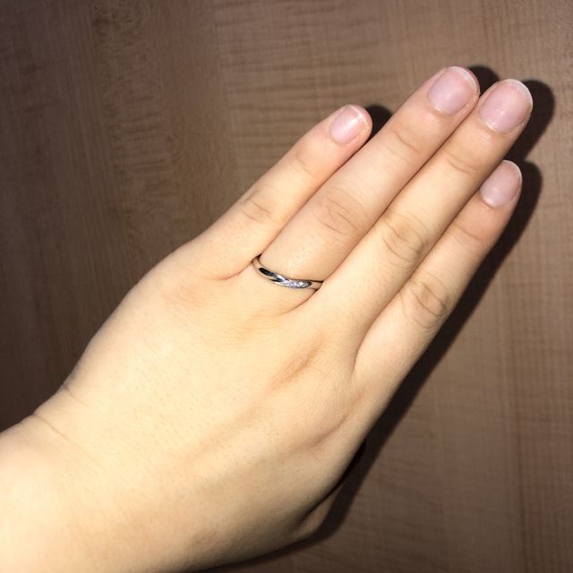 【銀座ダイヤモンドシライシの口コミ】 まずはとにかくデザインがかわいいところです。それに加えて、あまりきれ…