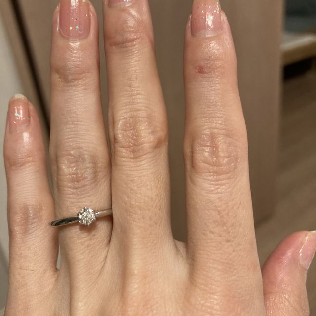 【アイプリモ(I-PRIMO)の口コミ】 他のお店も何件か見たが、彼女の好みと自分のつけてもらいたいイメージに…