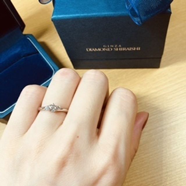 【銀座ダイヤモンドシライシの口コミ】 ウェーブデザインで、ダイヤモンドが主張しすぎないものを探していました…