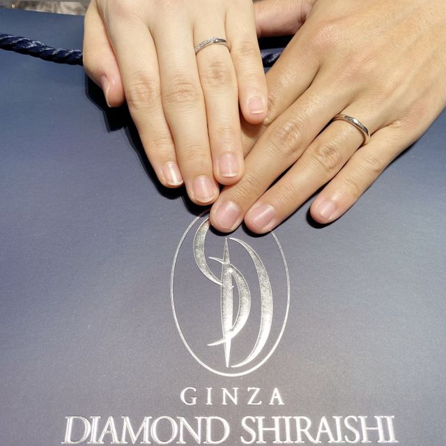 【銀座ダイヤモンドシライシの口コミ】 何より着け心地がとても良いです。甲丸なので滑らかに付けられます。滑ら…