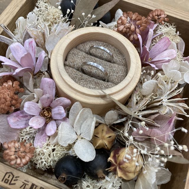 【鎌倉彫金工房の口コミ】 2人で想い出に残る指輪にしたいと思い、手作りの指輪に決めました。
素材…