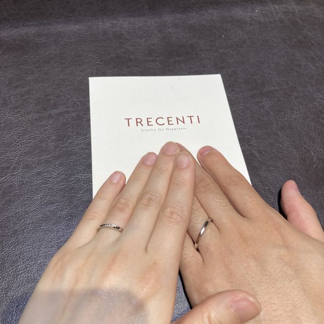 【TRECENTI(トレセンテ)の口コミ】 着け心地の良さと上品なデザインに惹かれてこの指輪に決めました。婚約指…