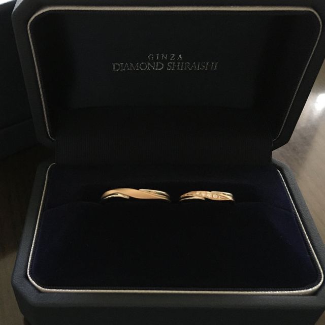 【銀座ダイヤモンドシライシの口コミ】 ウェーブと他のカラーのものが欲しくて、色々なブランドのものを見た結果…