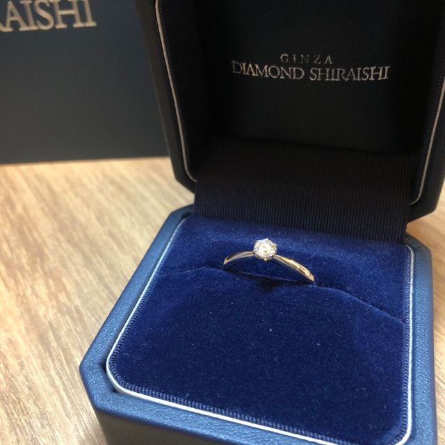 【銀座ダイヤモンドシライシの口コミ】 まず、Webサイトの出来が他ブランドと比べて抜群に良い。欲しいと思う種類…