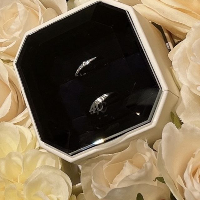 【4℃ BRIDAL(ヨンドシーブライダル)の口コミ】 指輪のデザインが細身が良かったこととダイヤモンドの数が1石.3石.5石.13…