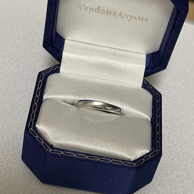 【ヴァンドーム青山(VENDOME AOYAMA)の口コミ】 マット加工の指輪を探していました。いろんなブランドの指輪を見ましたが…