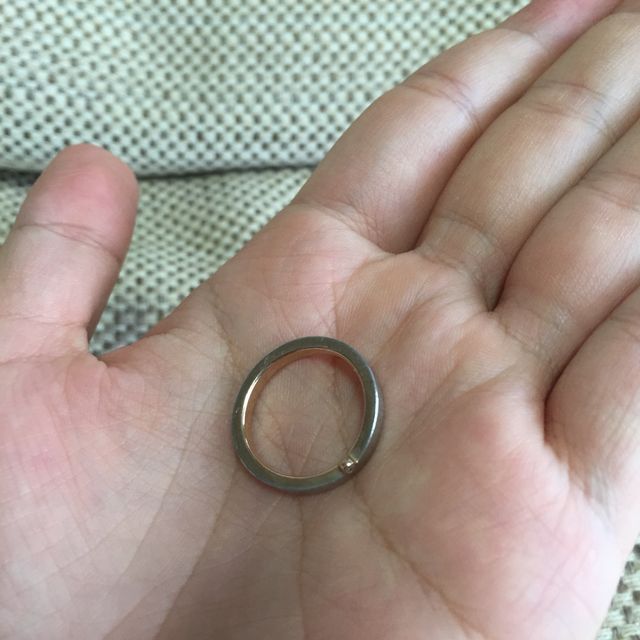 【YUKIKO HANAI(ユキコハナイ)の口コミ】 シンプルで、あまりキラキラせず、それでいて個性的なデザインの物を探し…