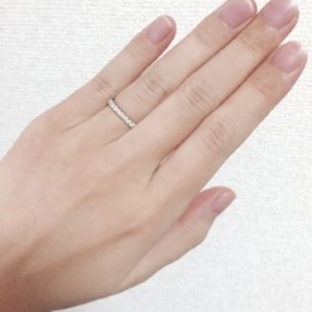 【エクセルコダイヤモンド(EXELCO DIAMOND)の口コミ】 長年愛用できる飽きることのないベーシックでシンプルなデザインであるこ…