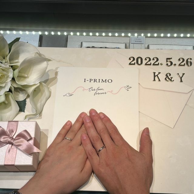 【アイプリモ(I-PRIMO)の口コミ】 2人で指輪のデザインと素材の候補を事前に決めてから、お店に行きました。…