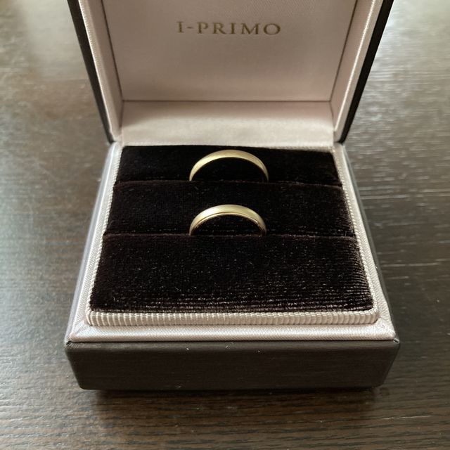 【アイプリモ(I-PRIMO)の口コミ】 まずは指輪のデザインです。艶消し加工の施されている指輪を見せていただ…