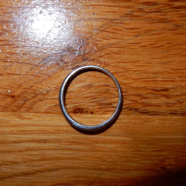 【ヴァンドーム青山(VENDOME AOYAMA)の口コミ】 金属アレルギーがあるのでプラチナでお手頃なのが前提でした。デザインの…