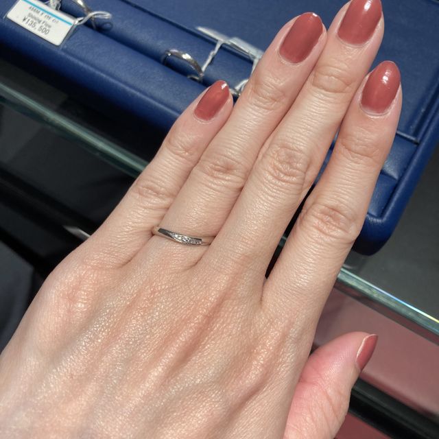 【銀座ダイヤモンドシライシの口コミ】 つけ心地が良いものが良かったです
シンプルなデザインも良くてとても気に…