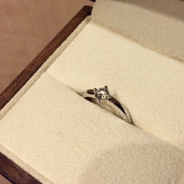 【CAPUANO(カプアーノ)の口コミ】 まだ２０代前半でしたので、シンプルで主張しすぎないデザインのものを探…