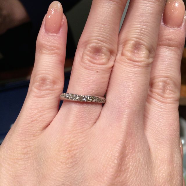 【銀座ダイヤモンドシライシの口コミ】 ダイヤモンドが1連にあるものが好みで探していました。ダイヤモンドシライ…
