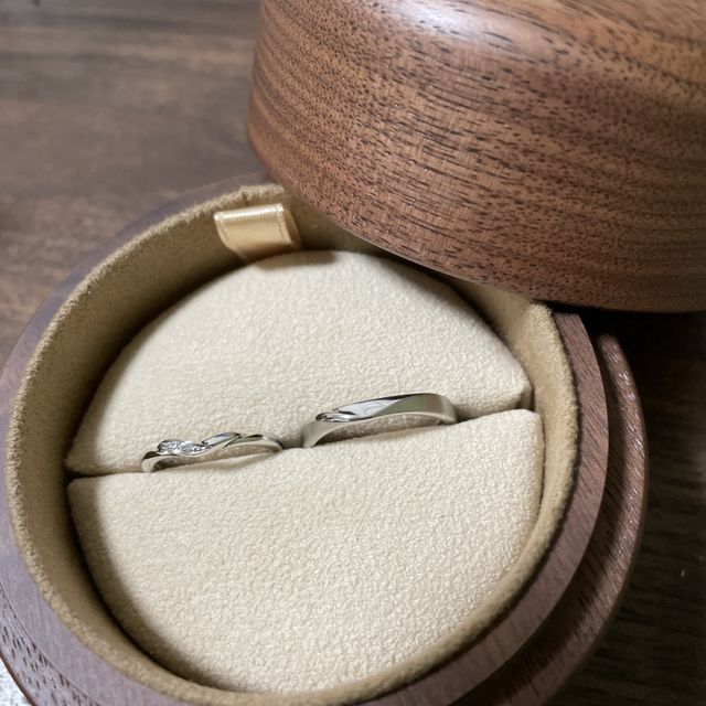 【COLANY(コラニー)の口コミ】 ハートみたいに可愛い形なのに、V字型になっているので指が綺麗に見えるの…