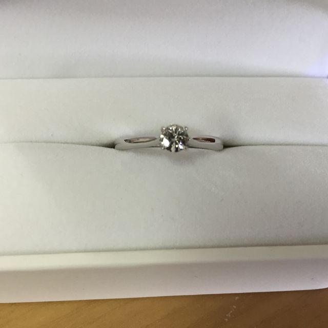 【William-LennyDiamond(ウィリアム・レニー・ダイヤモンド)の口コミ】 とにかくダイヤが綺麗だった。いろいろとお店を見て回ってどんなものかは…