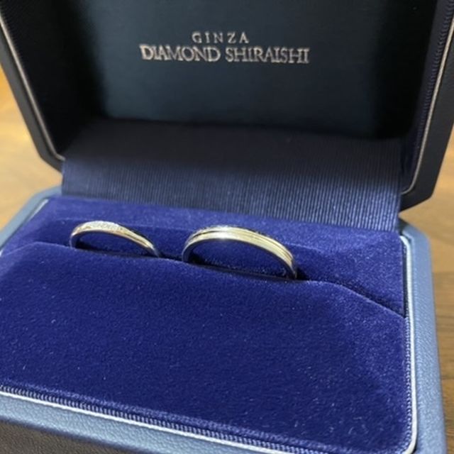【銀座ダイヤモンドシライシの口コミ】 他のブランドもいくつか見ていましたが、リングが太くないデザインがよく…