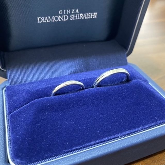 【銀座ダイヤモンドシライシの口コミ】 他のブランドもいくつか見ていましたが、リングが太くないデザインがよく…