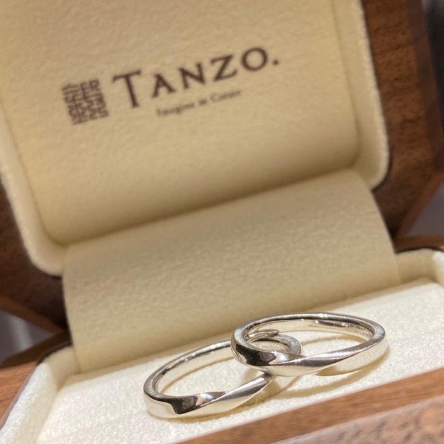 【TANZO.(鍛造指輪)の口コミ】 フルオーダーで作っていただきましたので、オリジナルのデザインになりま…