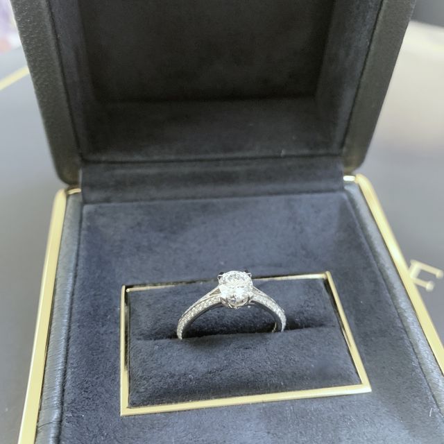 【グラフ(GRAFF)の口コミ】 1人でGRAFFさんを訪れた際レガシーを見て一目惚れ♡帰宅し「ダイヤの輝きが…